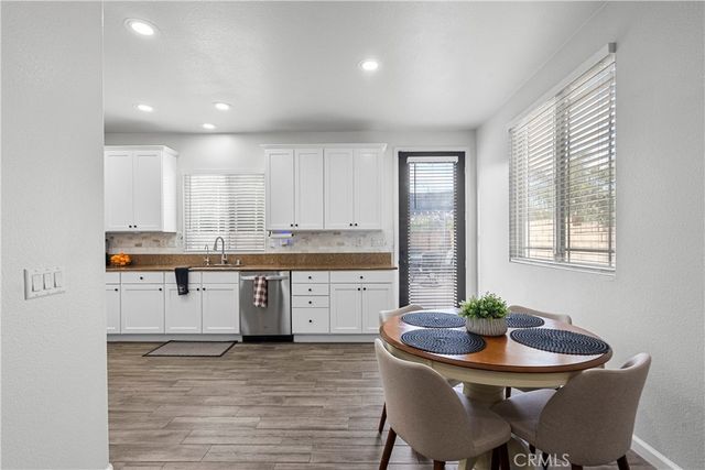 19904 Holly Drive, Saugus, CA 91350