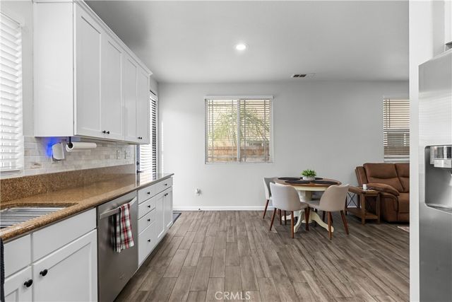 19904 Holly Drive, Saugus, CA 91350