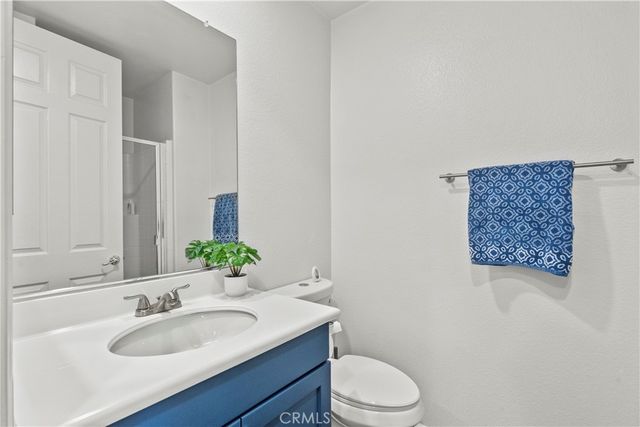 19904 Holly Drive, Saugus, CA 91350