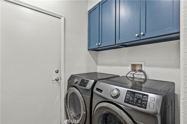 19904 Holly Drive, Saugus, CA 91350