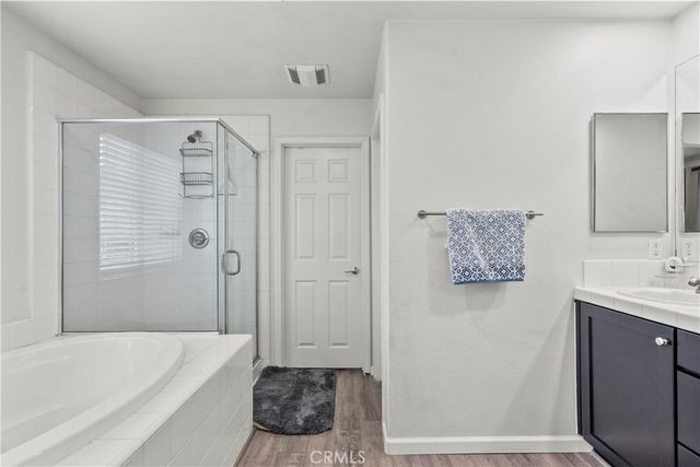 19904 Holly Drive, Saugus, CA 91350