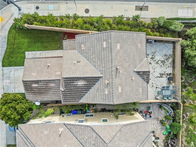 19904 Holly Drive, Saugus, CA 91350