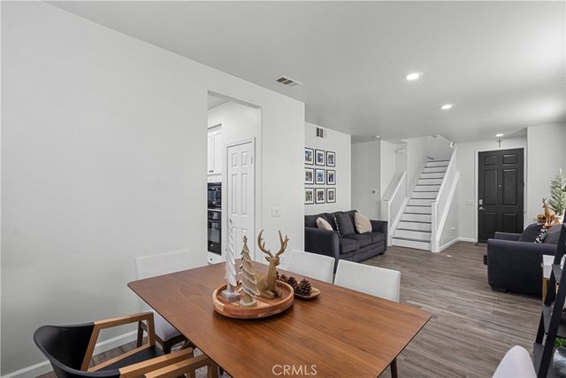 19904 Holly Drive, Saugus, CA 91350