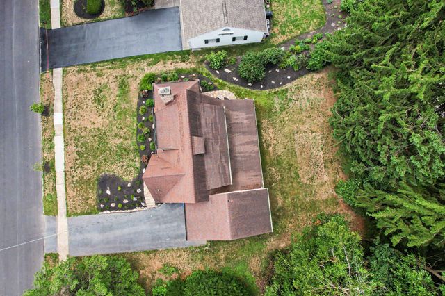 3614 CLOVERFIELD RD, Harrisburg, PA 17109