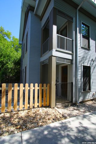 808 E Carson St Unit 101, San Antonio, TX 78208