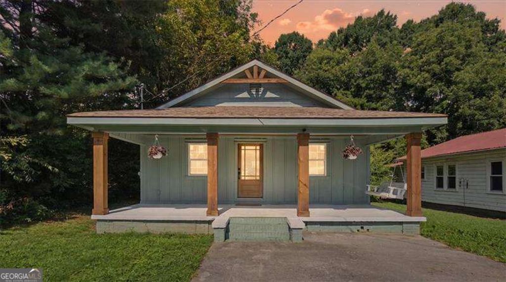 607 Harlan Street, Calhoun, GA 30701