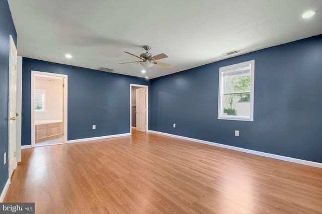 5010 SHERIDAN ST, Riverdale, MD 20737