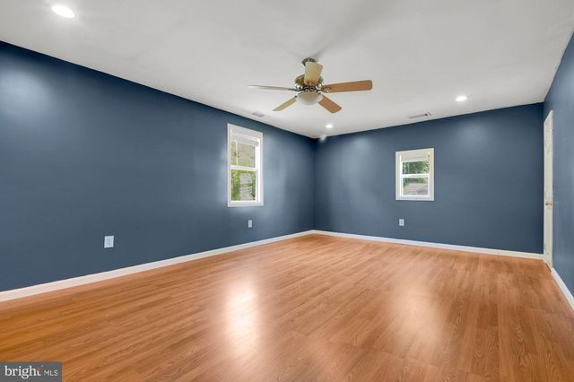 5010 SHERIDAN ST, Riverdale, MD 20737