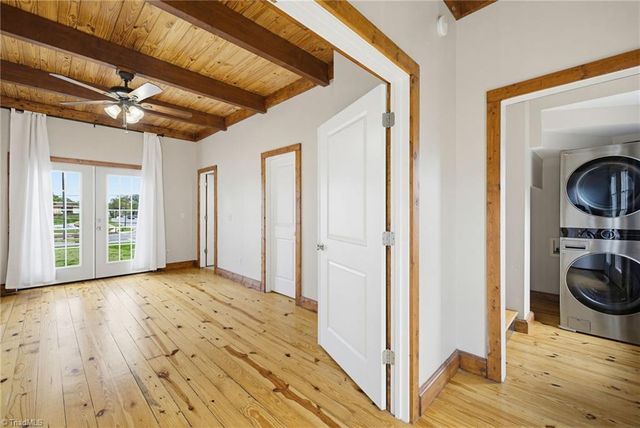 445 McAdoo Avenue, Greensboro, NC 27406