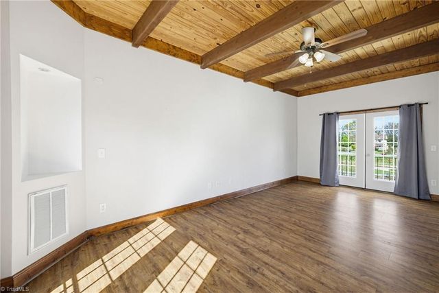 445 McAdoo Avenue, Greensboro, NC 27406