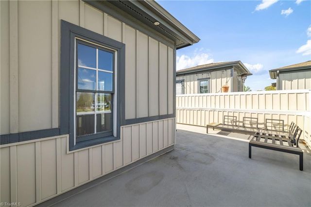 445 McAdoo Avenue, Greensboro, NC 27406