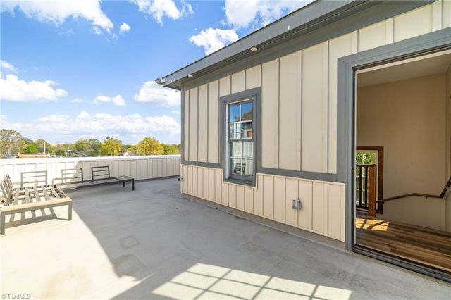 445 McAdoo Avenue, Greensboro, NC 27406