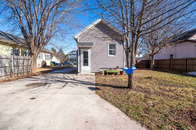 561 BOWEN STREET, Oshkosh, WI 54901