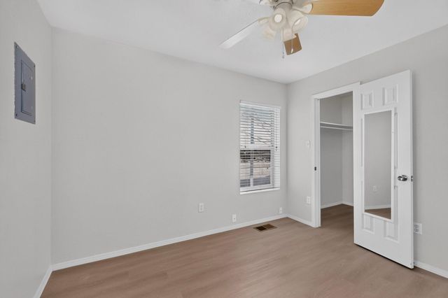 615 Menaul Boulevard NW UNIT E, Albuquerque, NM 87107