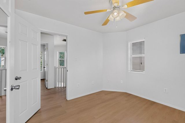 615 Menaul Boulevard NW UNIT E, Albuquerque, NM 87107