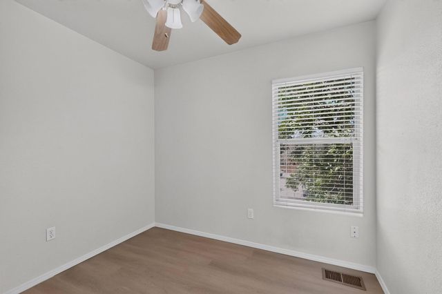 615 Menaul Boulevard NW UNIT E, Albuquerque, NM 87107