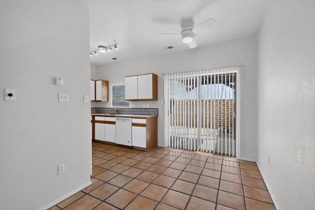 615 Menaul Boulevard NW UNIT E, Albuquerque, NM 87107