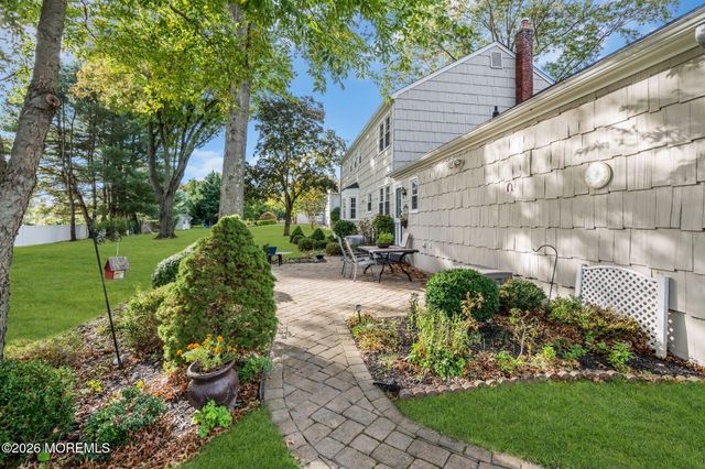 19 Ivy Hill Road, Red Bank, NJ 07701