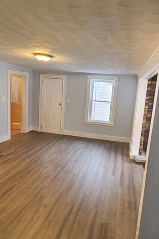 15 Lincoln Ave, Hull, MA 02045