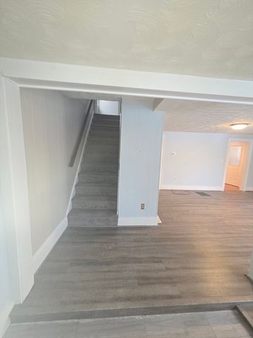 15 Lincoln Ave, Hull, MA 02045