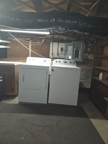 15 Lincoln Ave, Hull, MA 02045