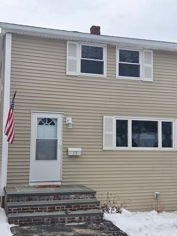 15 Lincoln Ave, Hull, MA 02045