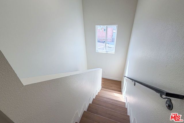 423 E 31st Street, Los Angeles, CA 90011