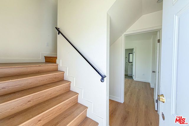 423 E 31st Street, Los Angeles, CA 90011