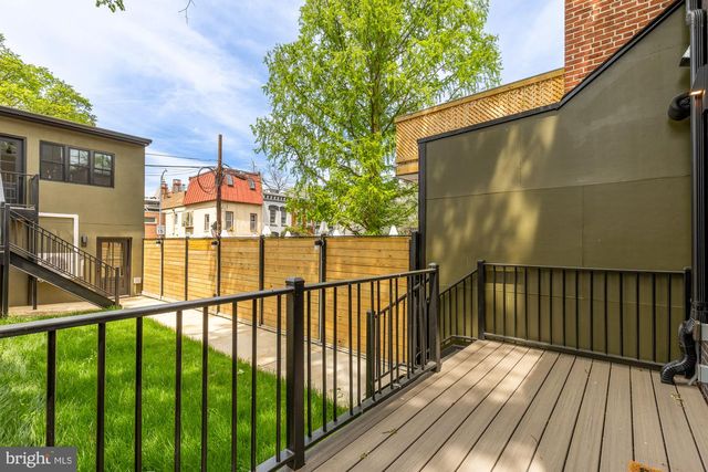 235 12TH ST SE, Washington, DC 20003