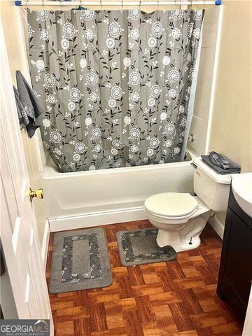 3672 Misty Oak Drive, Flowery Branch, GA 30542