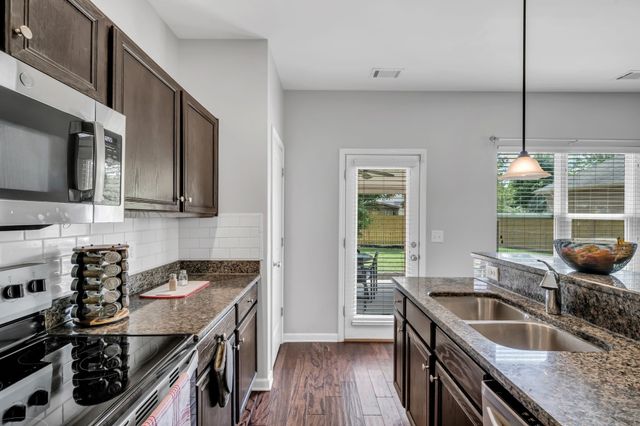 1333 Westvale Dr, Nashville, TN 37221