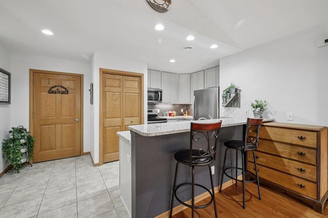 856 St Albert the Great Drive, Sun Prairie, WI 53590