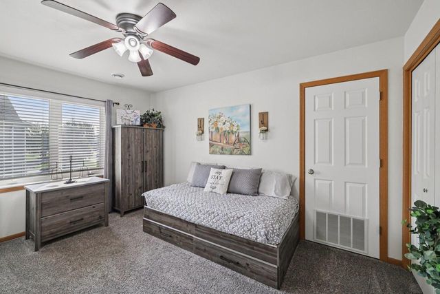 856 St Albert the Great Drive, Sun Prairie, WI 53590