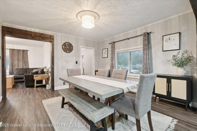 1519 S Lansing Street, St. Johns, MI 48879