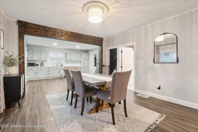 1519 S Lansing Street, St. Johns, MI 48879