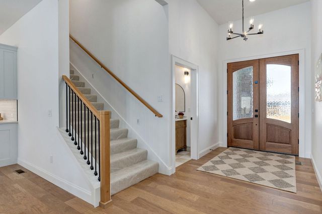 2045 N Silver Charm Avenue, Springfield, MO 65802