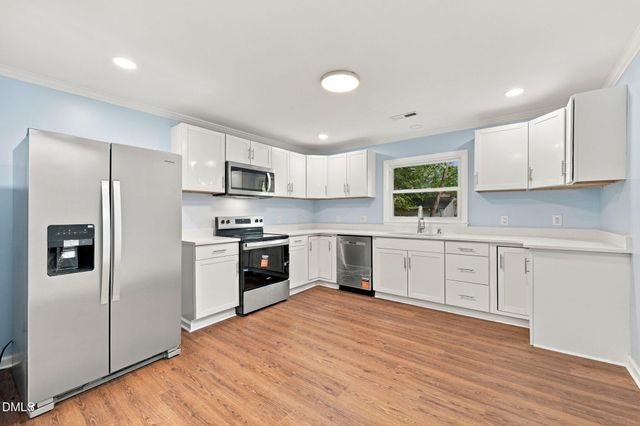 532 Oakwood Lane, Graham, NC 27253