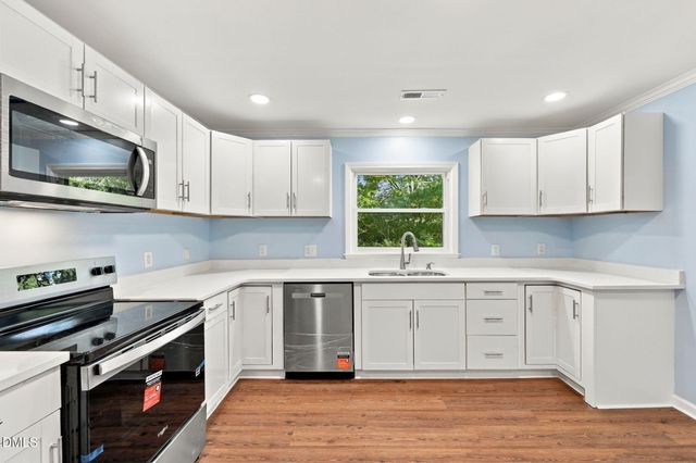 532 Oakwood Lane, Graham, NC 27253