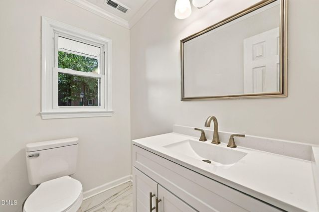 532 Oakwood Lane, Graham, NC 27253