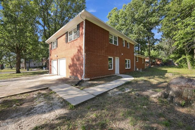 532 Oakwood Lane, Graham, NC 27253