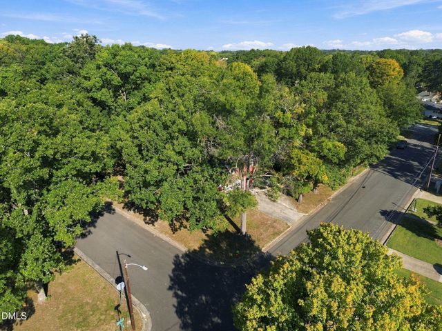 532 Oakwood Lane, Graham, NC 27253