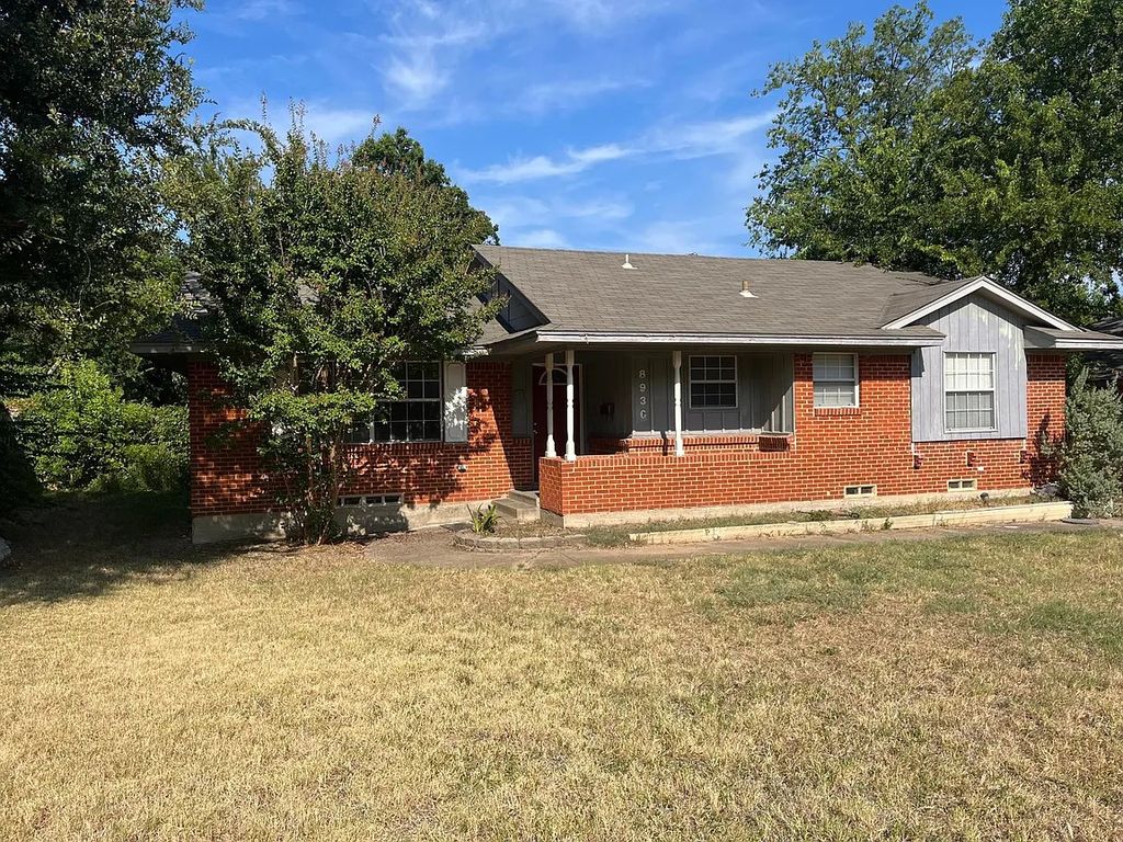 8936 Angleton Place, Dallas, TX 75243