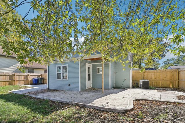 2158 Kilbourne Avenue, Columbus, OH 43229