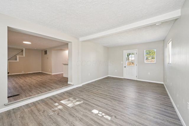 2158 Kilbourne Avenue, Columbus, OH 43229