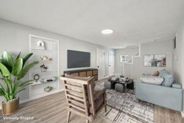 2158 Kilbourne Avenue, Columbus, OH 43229