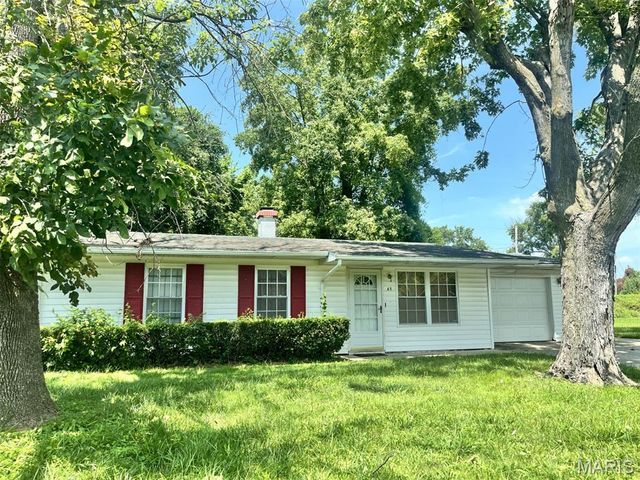 45 Delano Drive, Cahokia, IL 62206