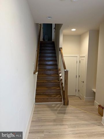 111 HEATH PL, Bethesda, MD 20817