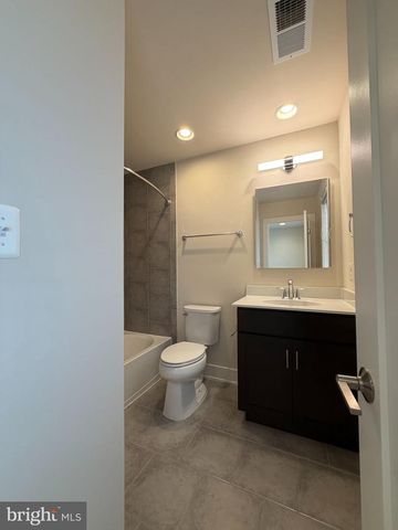 111 HEATH PL, Bethesda, MD 20817
