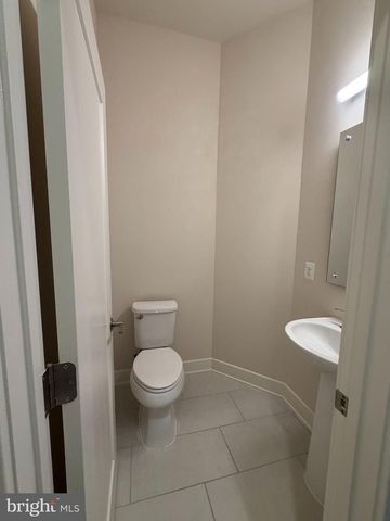 111 HEATH PL, Bethesda, MD 20817