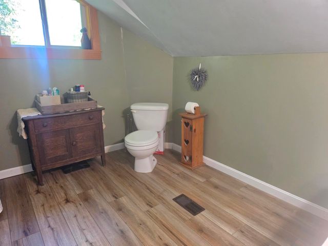 165 Second New Hampshire Turnpike, Hillsborough, NH 03244
